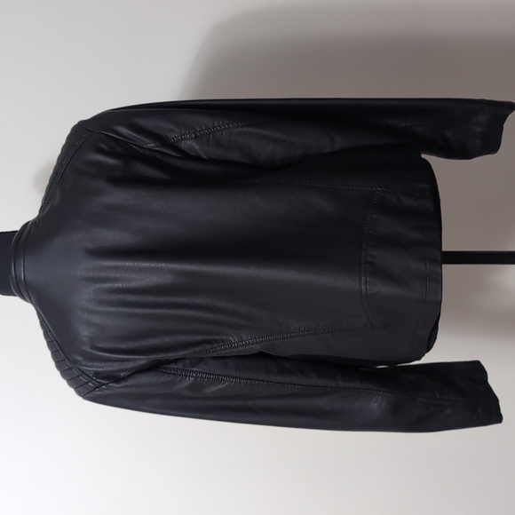 Women's jacket - Picture 2 of 4